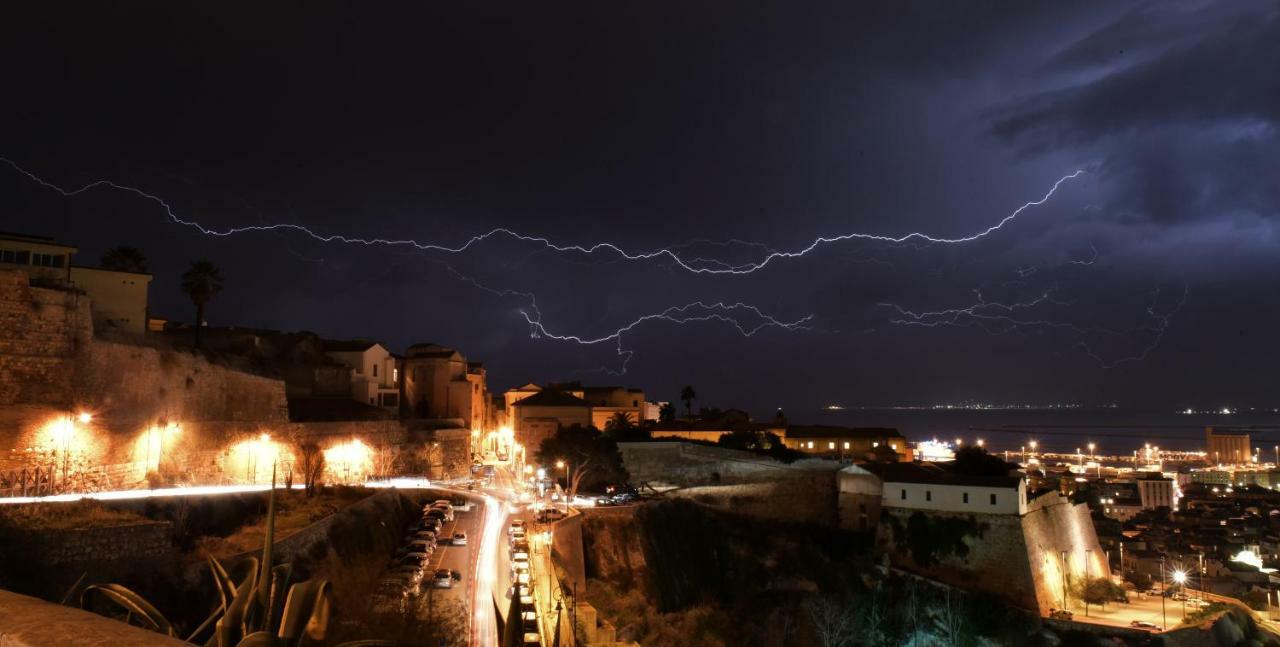 Monolocale Al Vicoletto Lägenhet Cagliari Exteriör bild