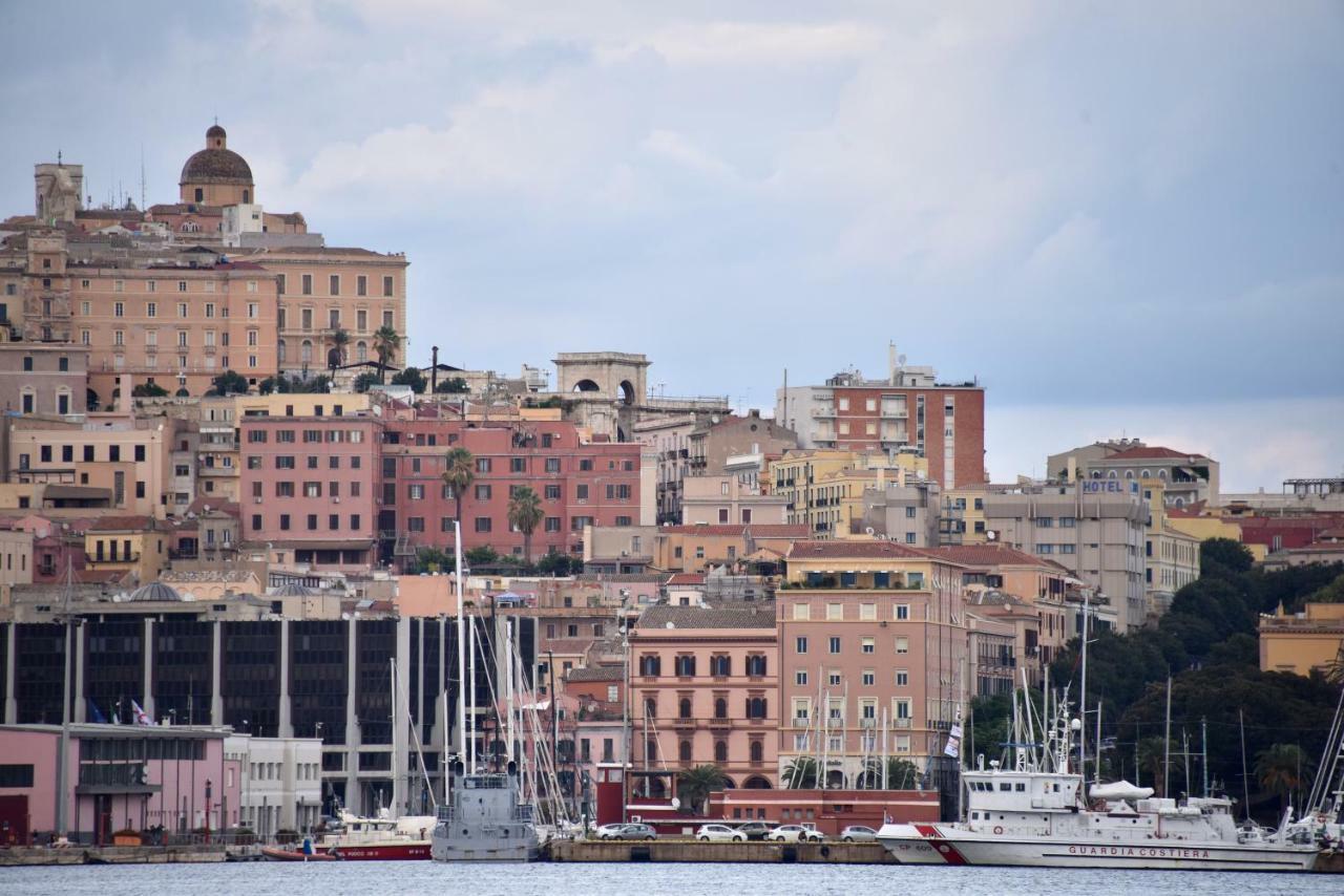 Monolocale Al Vicoletto Lägenhet Cagliari Exteriör bild